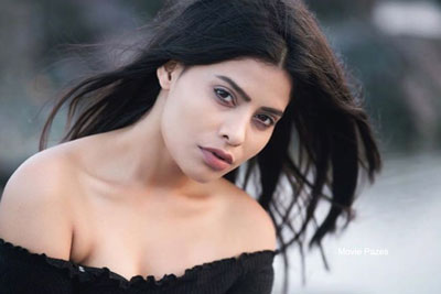 shalini-singh-stills-from-kaalaratri-movie